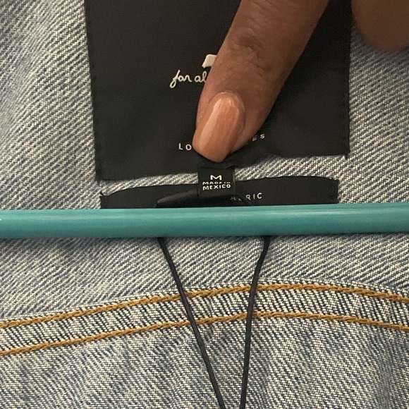 7 for all mankind detailed jean jacket - Picture 3 of 13